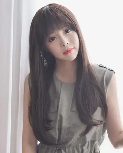 齐刘海新娘发型推荐