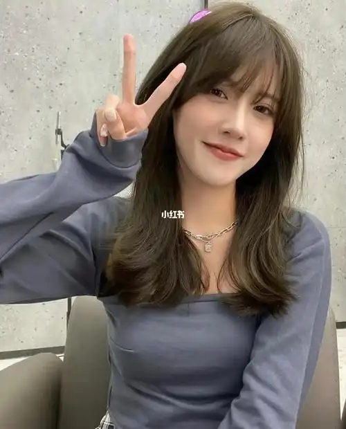 冷茶色显白发色长春染发长春发型长春美发店