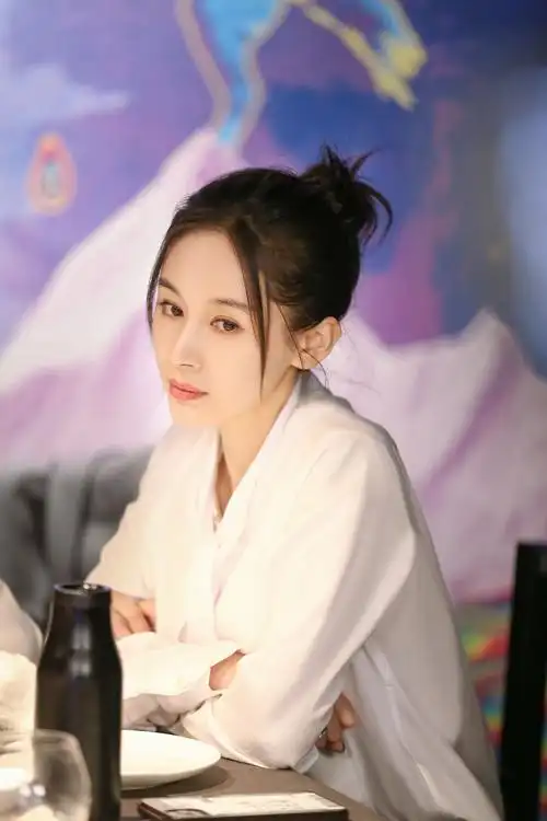 离异征爱节目"怦然再心动"? 王子文澄清从未结婚,力破谣言