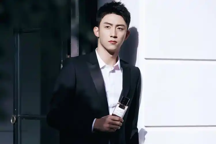 鲸鱼- 堆糖,美图壁纸兴趣社区