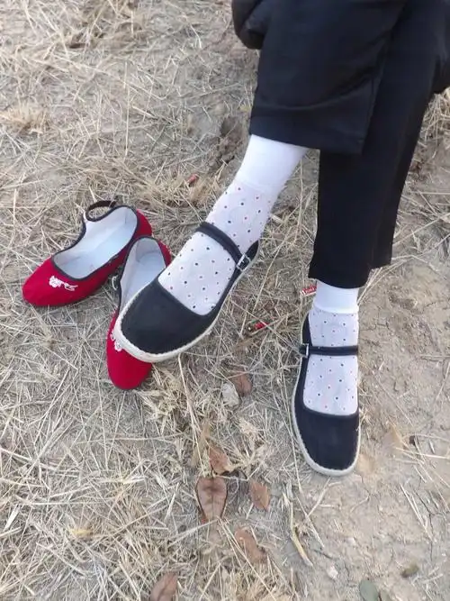一带布鞋女