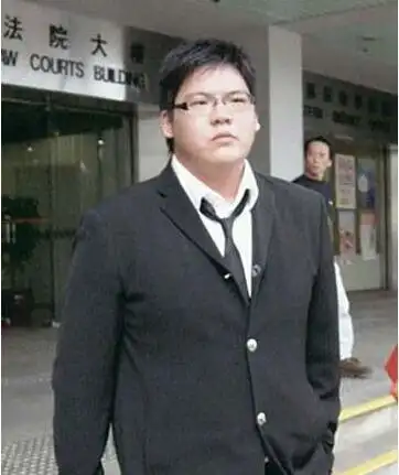 向太陈岚为何只捧向佐,却对向佑只字不提?看完他的经历,懂了