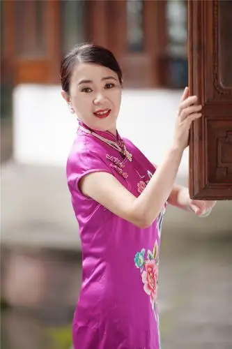 北京旗袍摄影写真-92%的人还搜了旗袍写真文案-古典旗袍唯美写真(26p)