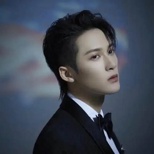 演员檀健次照片安利接龙