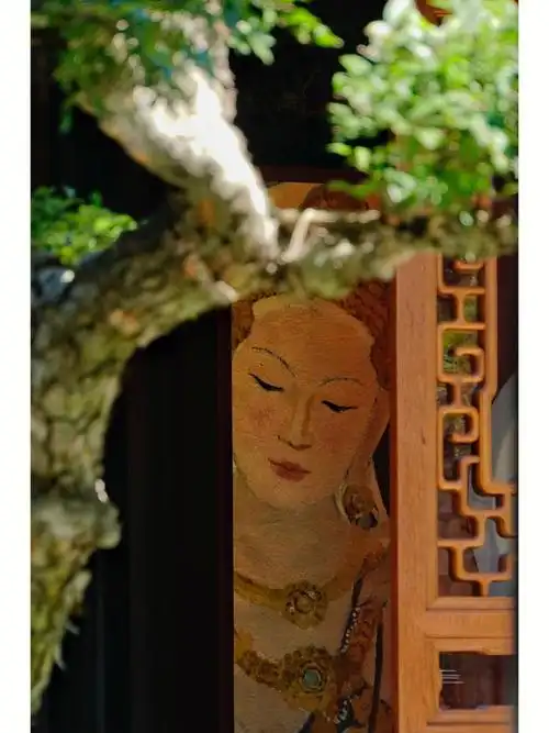 藏在巷子里的南池子美术馆,紧邻梅葆玖先生的故居,精致的苏式园林