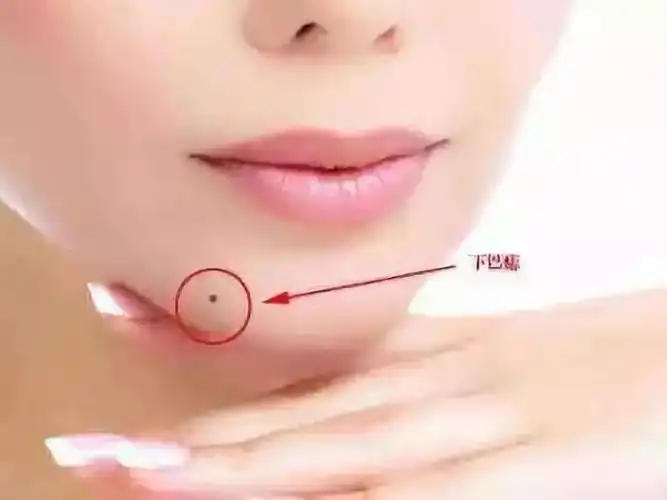 下巴开花必发家的发大财面相