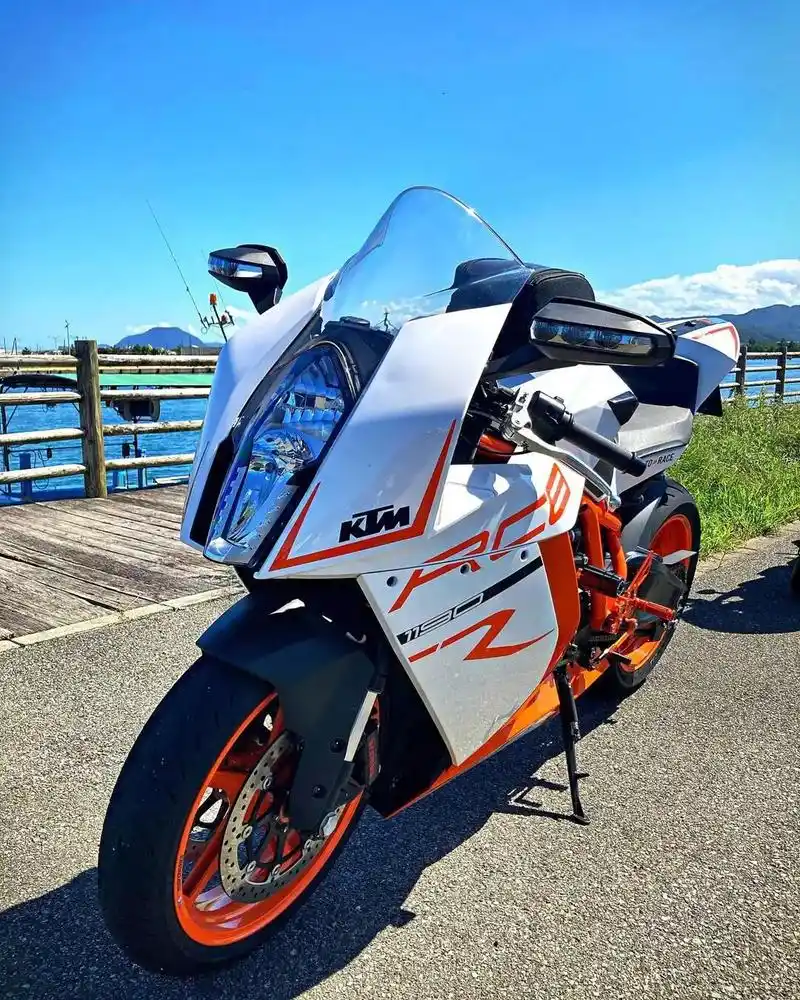 ktmrc8 #弘扬机车文化 来自日本9591的 - 抖音