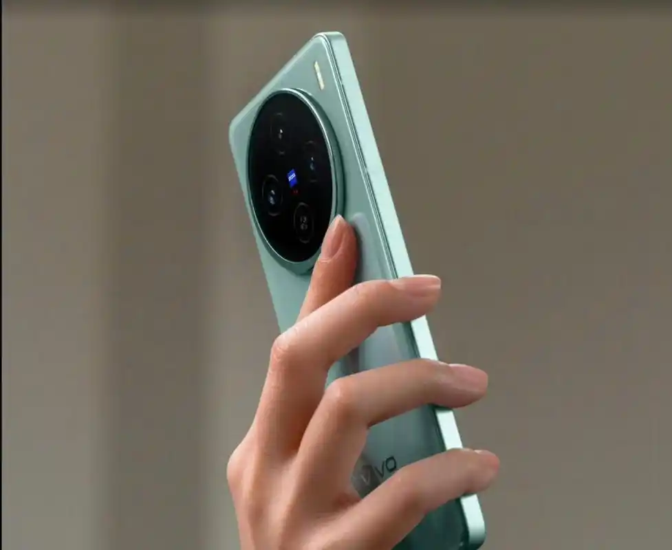 该不会还有人不知道 vivo 手机长按手电筒功能模块可以调节亮度导级