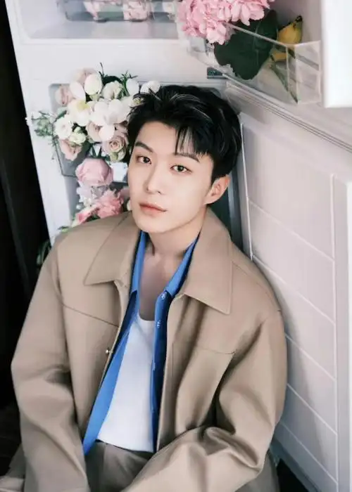 王鸥逼婚何九华张艺兴偷养嫂子杨幂恶意炒金价范丞丞被选手骂破防