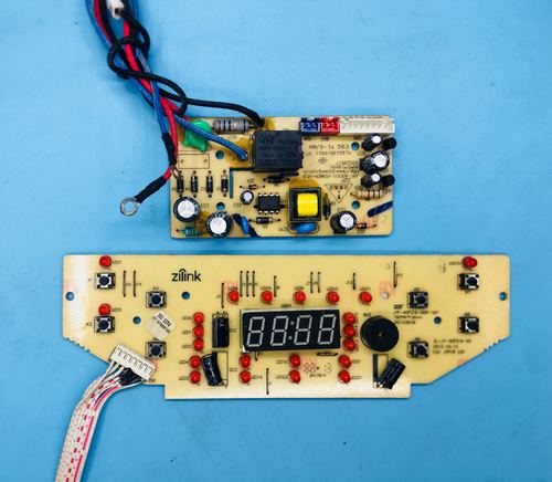 苏泊尔电压力锅故障一电源指示灯亮,但不发热此故障主要在发热盘部份