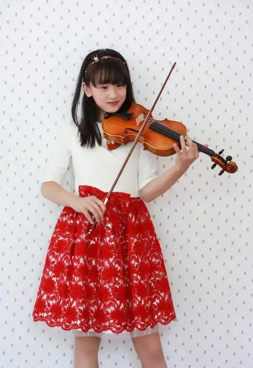 这发型长一点短一点都可以,早上起来都不用梳,甩两下就行了.孩