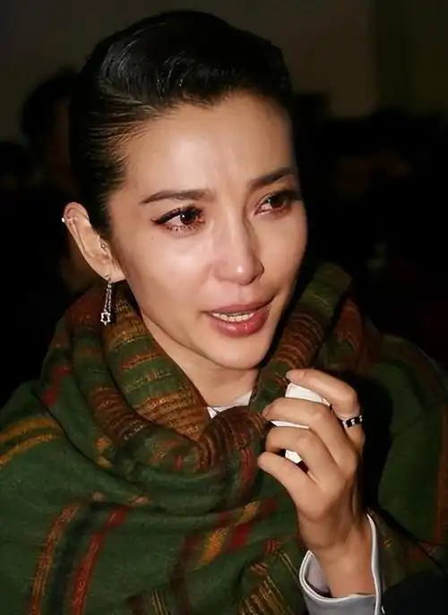李冰冰积劳成疾连正常生活都成了奢望曾宣称不结婚不生娃