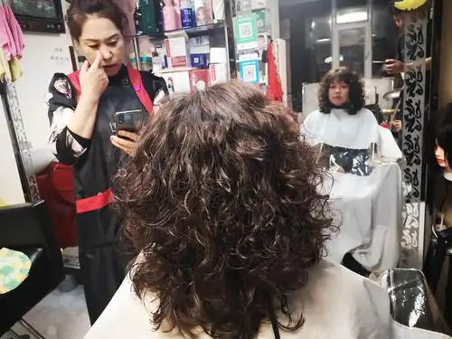 千香子美发 最新数码烫