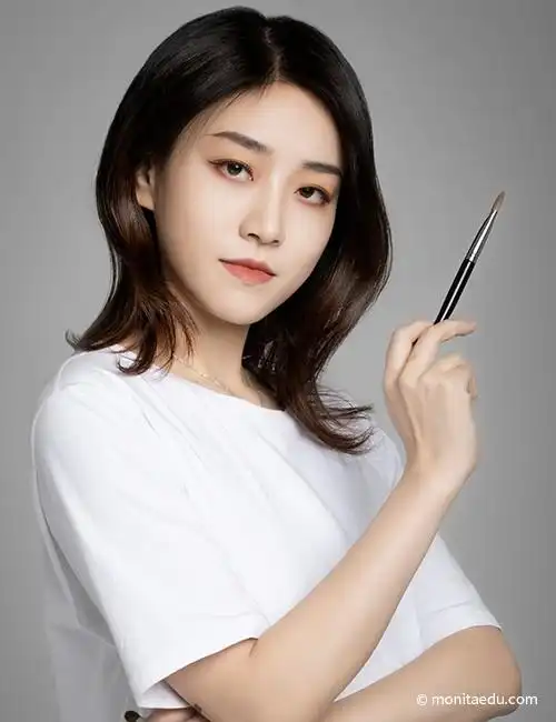 高级化妆师刘堃汉中市