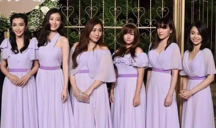 能请到赌王千金,倪妮,李冰冰这种级别的伴娘团,为人baby肯定也是不差