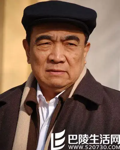 49岁杨钰莹和鲍国安结婚,实际与其子鲍毅传出绯闻(都是假的) _ 图片网