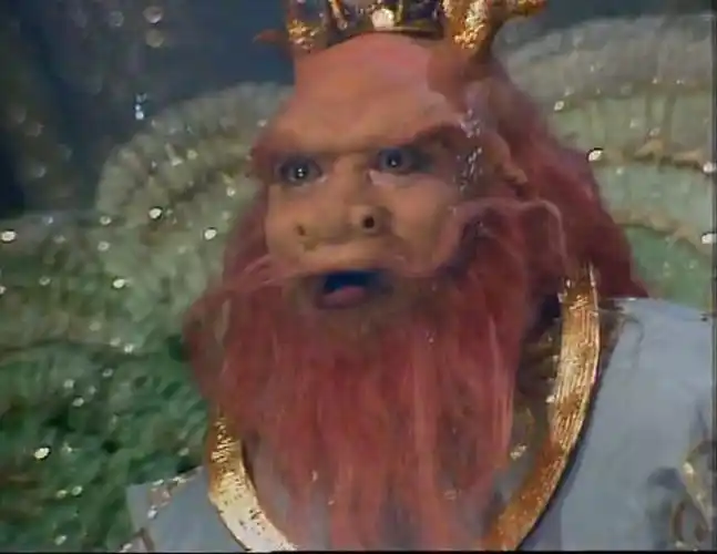 西游记:东海龙王够义气送金箍棒,孙悟空却要打老龙王,西游版农夫与蛇!