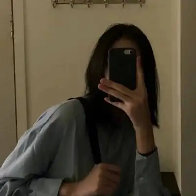 微信头像女生手机控 高清女生手机控头像挡脸软萌可爱