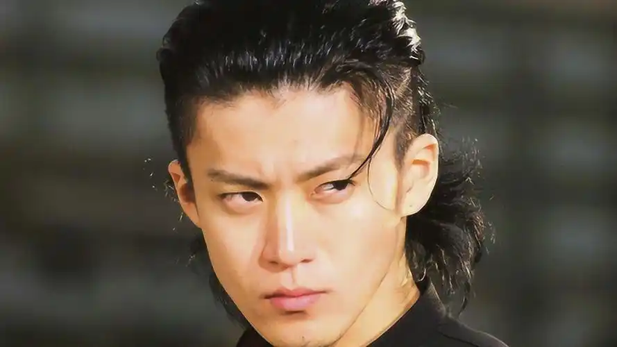 太宰治《人间失格》,小栗旬将饰演男主,期待他在剧中的表现!