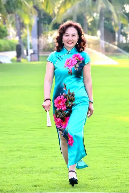 我在海南海棠湾的旗袍秀