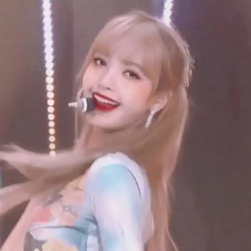 blackpink成员lisa系列头像4
