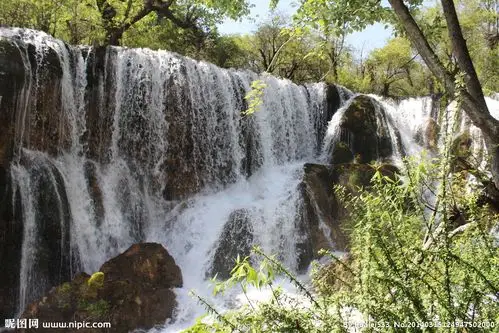 瀑布摄影图__山水风景_自然景观_摄影图库_昵图网nipic.com