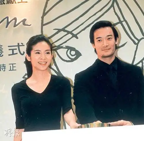 邱韶智仰慕杨采妮 百万婚礼保安严密(图)