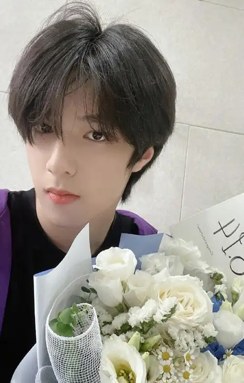 刘耀文超绝少年气##刘耀文绝美侧颜