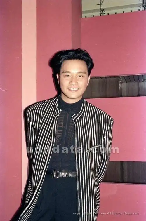 哥哥张国荣相片