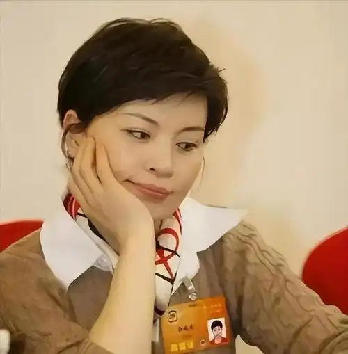 "铁嘴"和"救场神反应",对许多70后和80后来说,其中一个主持人绝对是