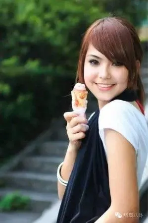 天然混血脸的昆凌为何总是找不到洋气的打开方式