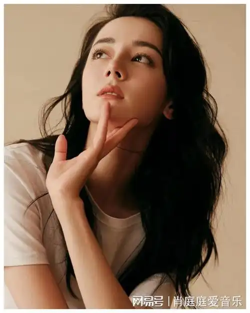 鞠婧祎|莫文蔚|迪丽热巴_网易订阅