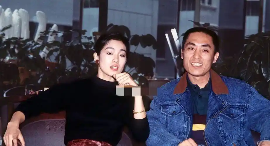 情断张艺谋,转嫁外国人,坐法国总统专机回国_孙红雷_萧华_肖华