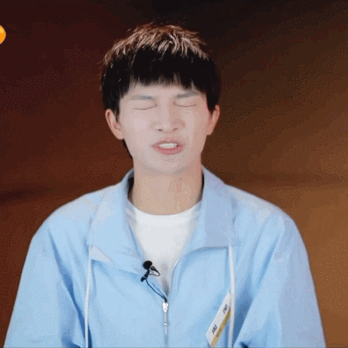 回应: 伸手党来了,求周深沙雕表情包