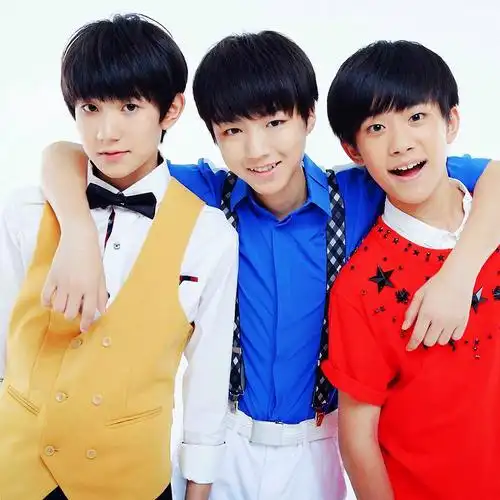 tfboys图片!王俊凯也行!