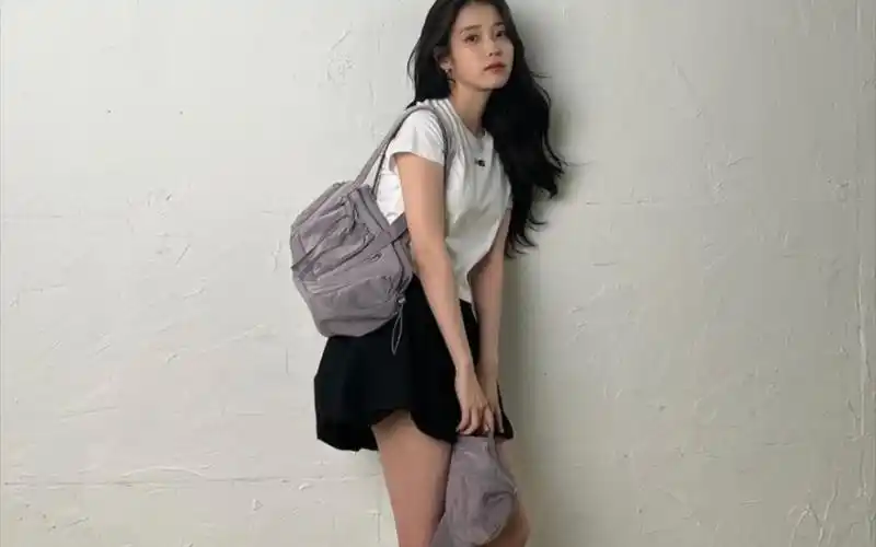 iu李知恩 蜂腰玉腿 身材太顶了