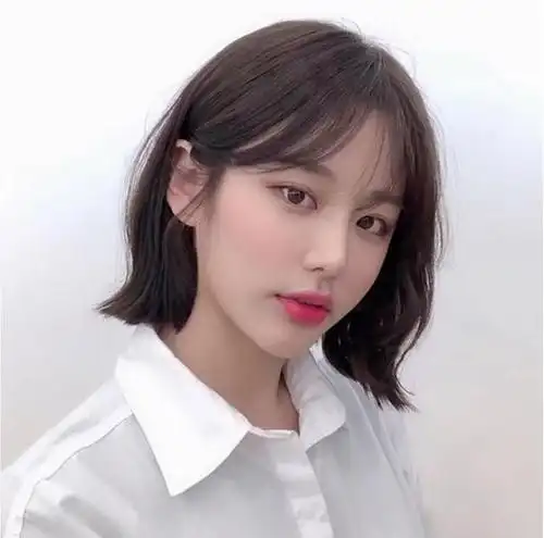 2020年很流行的3种"锁骨卷",减龄还显脸小,任何年龄都适合!