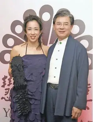 朱玲玲与现任丈夫罗康瑞