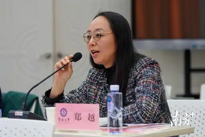 南方  董天健 张迪 拍摄▌郑越 暨大新闻与传播学院副教授,国际新闻