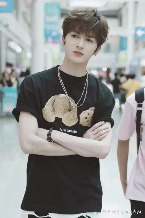 有没有朱正廷绝美的照片