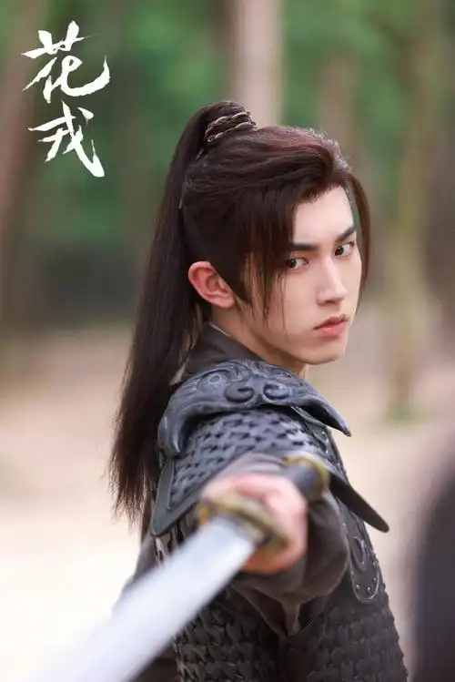 沉稳亦潇洒,@郭俊辰_fiction多重角色剧照掉落!