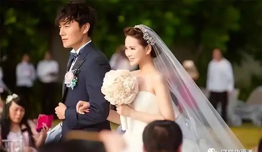 原创秦昊全网都在等着我和伊能静分手不好意思让你们失望了