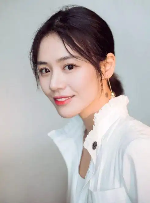 焦俊艳遭人嫌弃没戏演可这十位30岁的女星依然红红火火