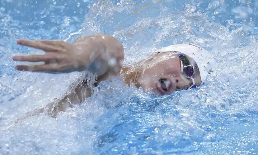 游泳全国冠军赛男子100米自由泳半决赛赛况