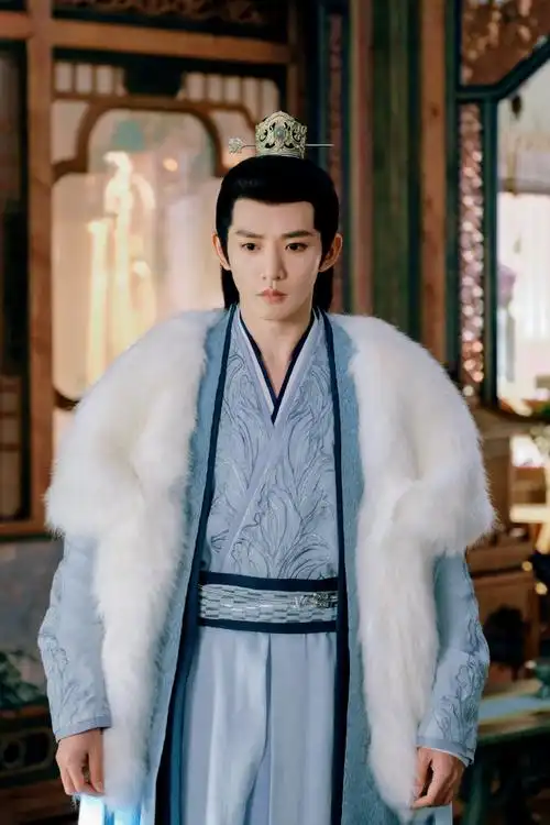 邓为超话丨#邓为涂山璟#新剧照送达,展开一片静雅的蔚蓝@邓为d#长相思