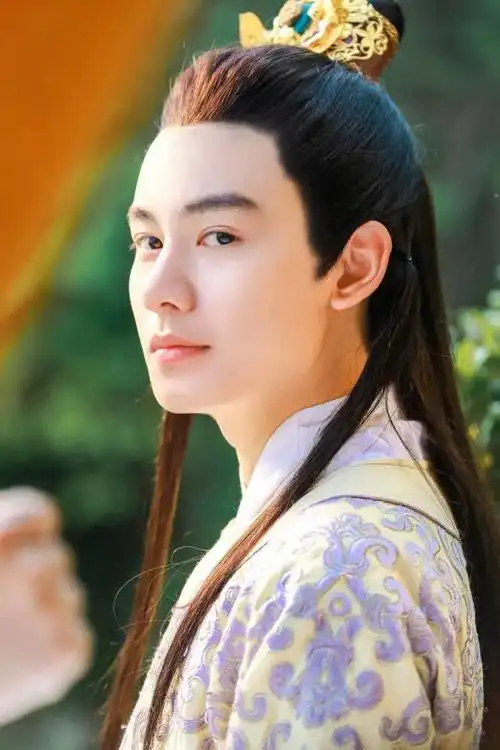 如果没有时光滤镜你们觉得胡先煦古装造型可不可更新琅琊榜