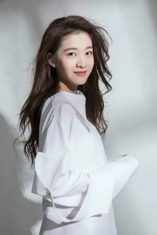 张雪迎姐姐炮轰后援会会长诸多粉丝脱粉当事人回应再次翻车