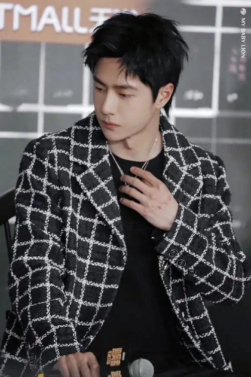 王一博龙脊##王一博宋帅神同步转头