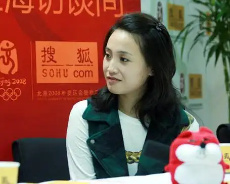 smg主持人丹丹做客搜狐