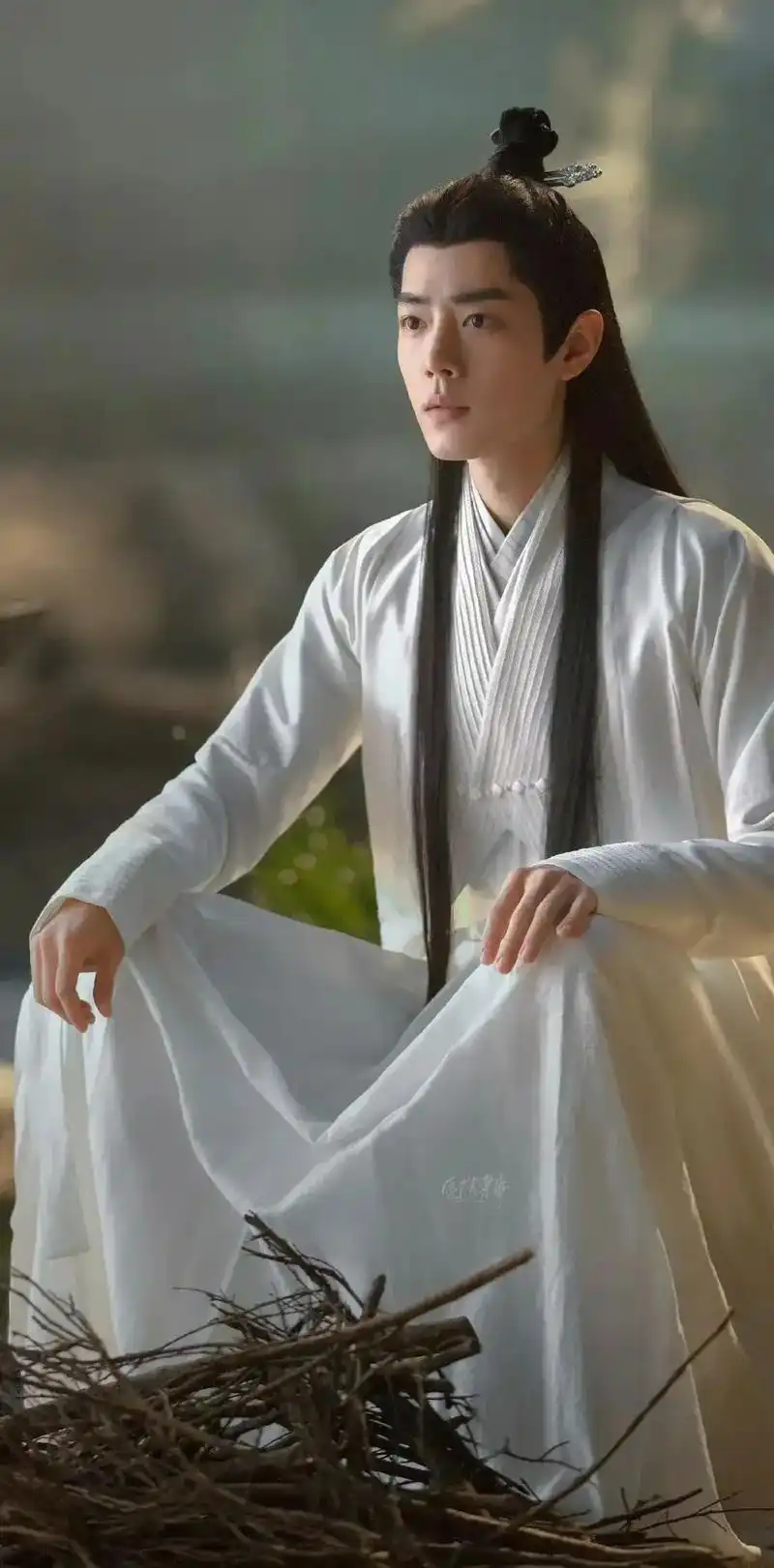 时影的全身照哦!仙气飘飘大神官#玉骨遥 #肖战 #肖战玉骨遥 - 抖音